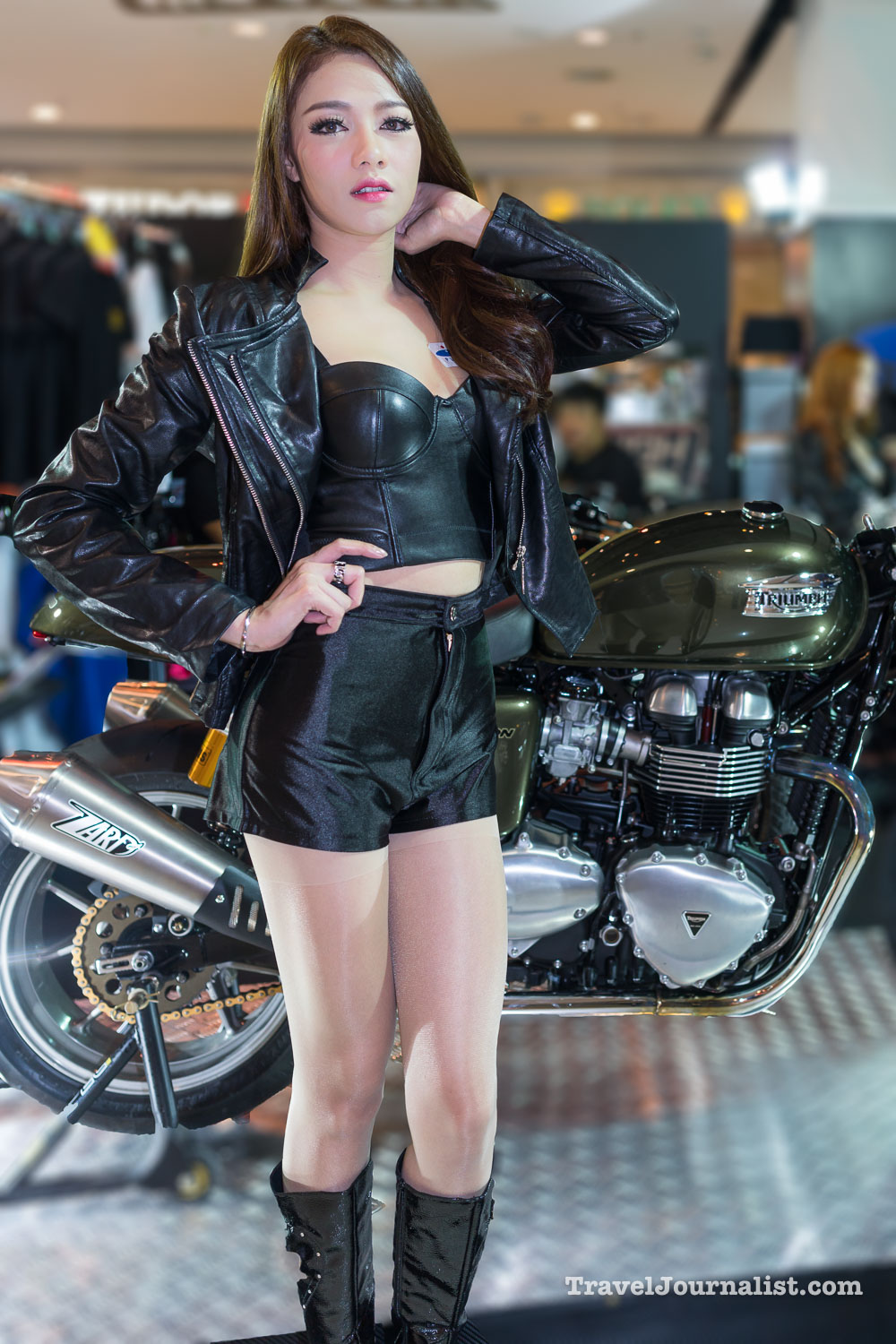 http://traveljournalist.com/wp-content/uploads/2016/02/Motorcycles-Pretty-Asian-Girls-Bangkok-Thailand-6.jpg