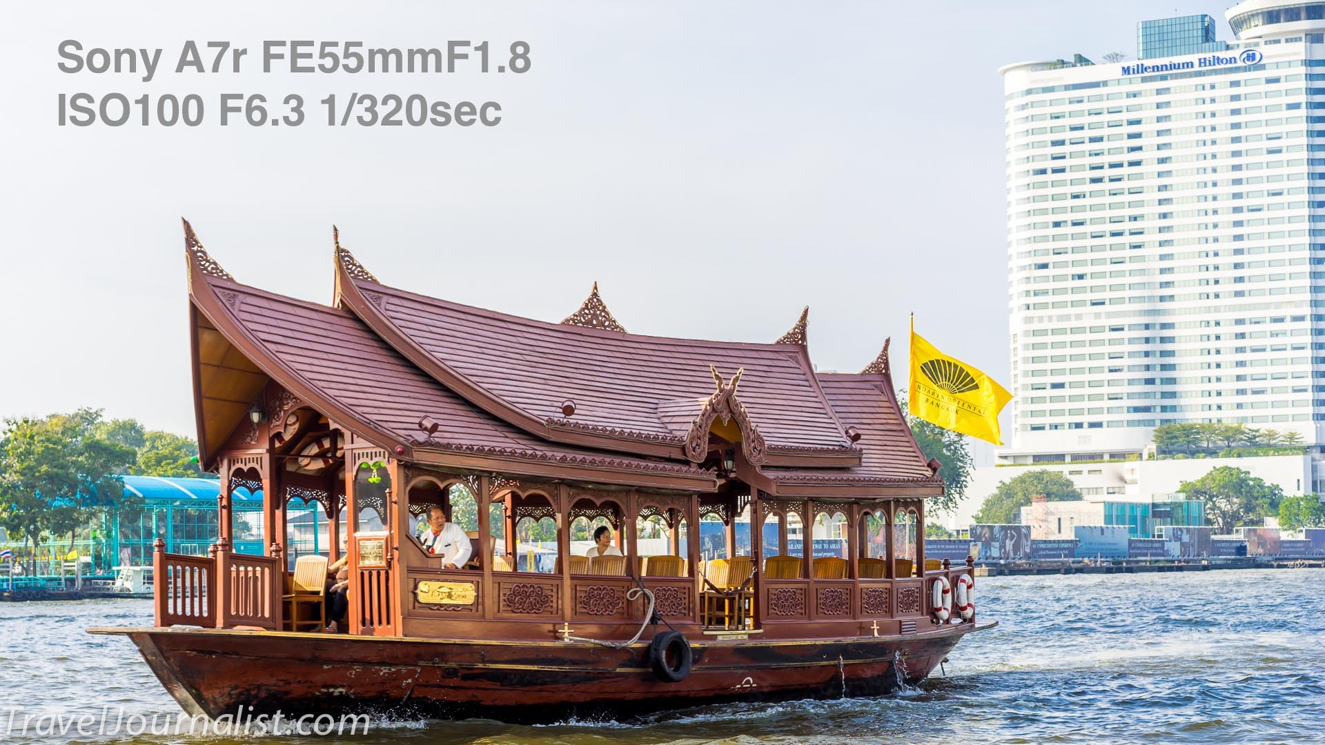Boat-Mandarin-Oriental-Bangkok-Sony-A7r-FE-55mmF18