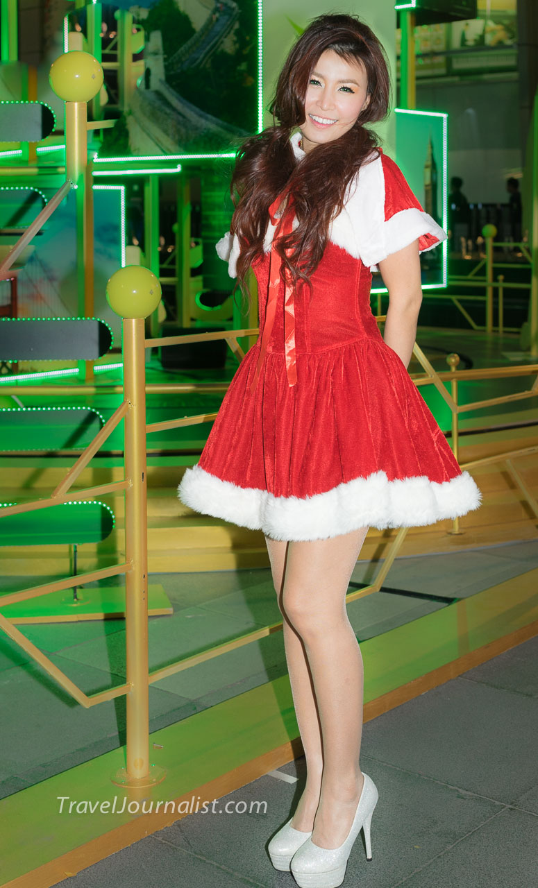 Pretty-Thai-Model-Santa-Girl-Bangkok-Thailand-2014-4