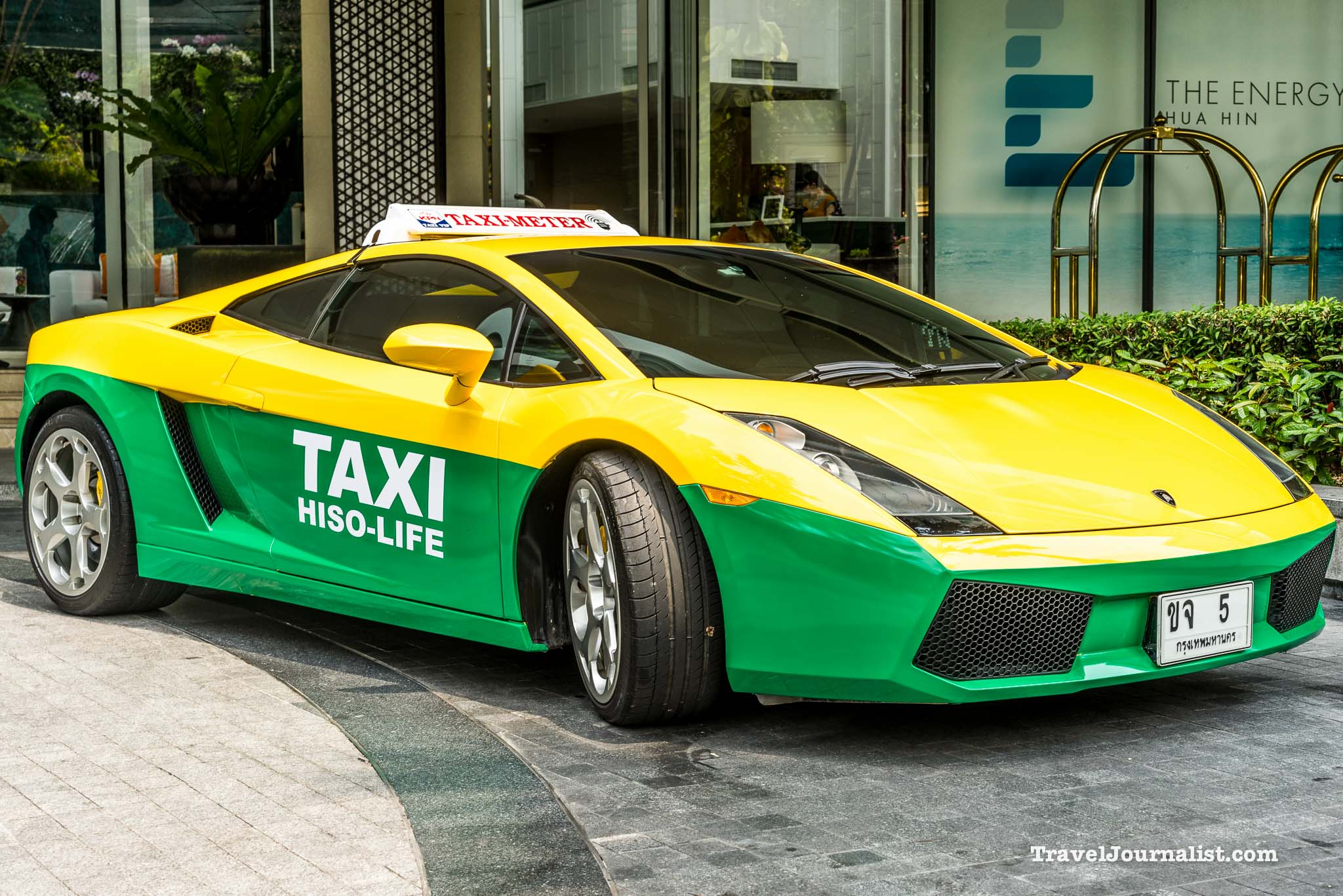 Lamborghini-Taxi-Meter-HiSo-Life-Bangkok-Thailand-1