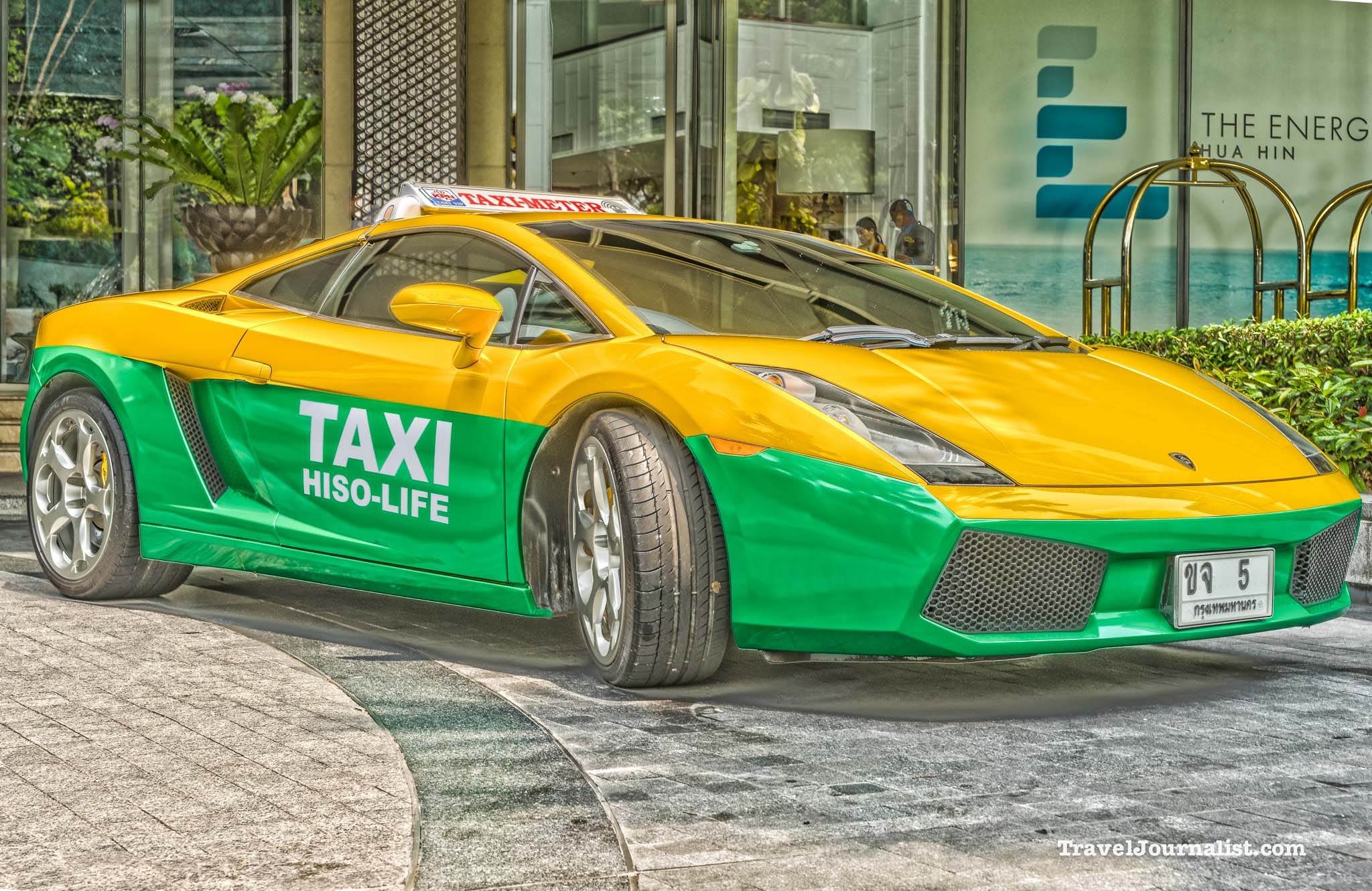 Lamborghini-Taxi-Meter-HiSo-Life-Bangkok-Thailand-7