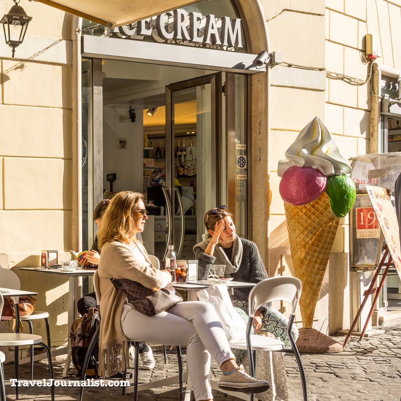 Gelateria-Ice-cream-via-del-lavatore-Rome-Italy