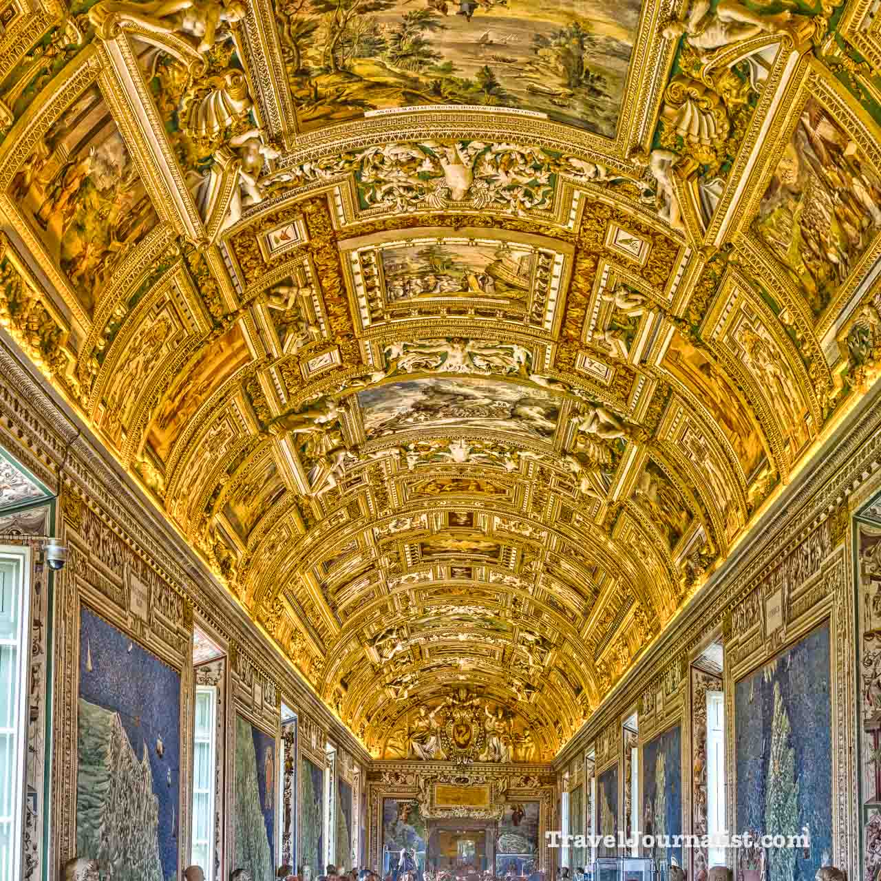 Vatican-Museum-Ceiling-ornaments-Rome-Italy