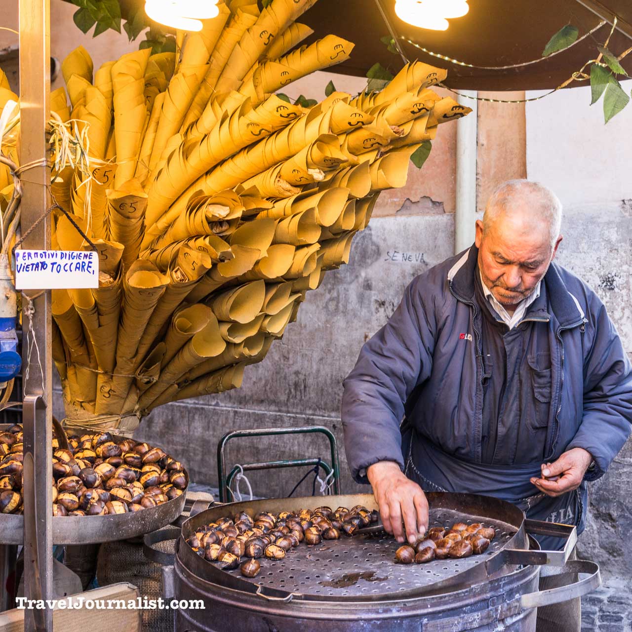 chestnut-street-seller-Piazza-di-Trevi-Rome-Italy