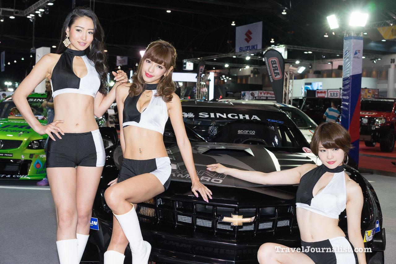 Pretty-Thai-Girls-Bangkok-Car-Show-Auto-Thailand-2015-9