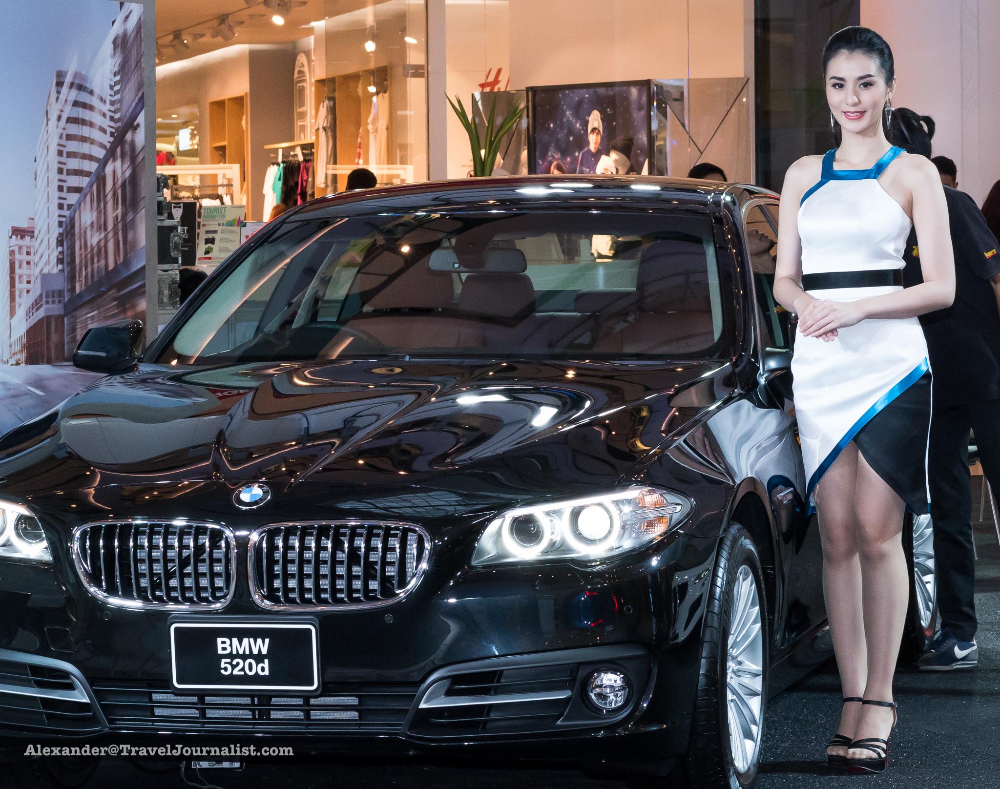 Mymild-Sirinonrakul-BMW-Show-Central-World-Bangkok-Thailand-2