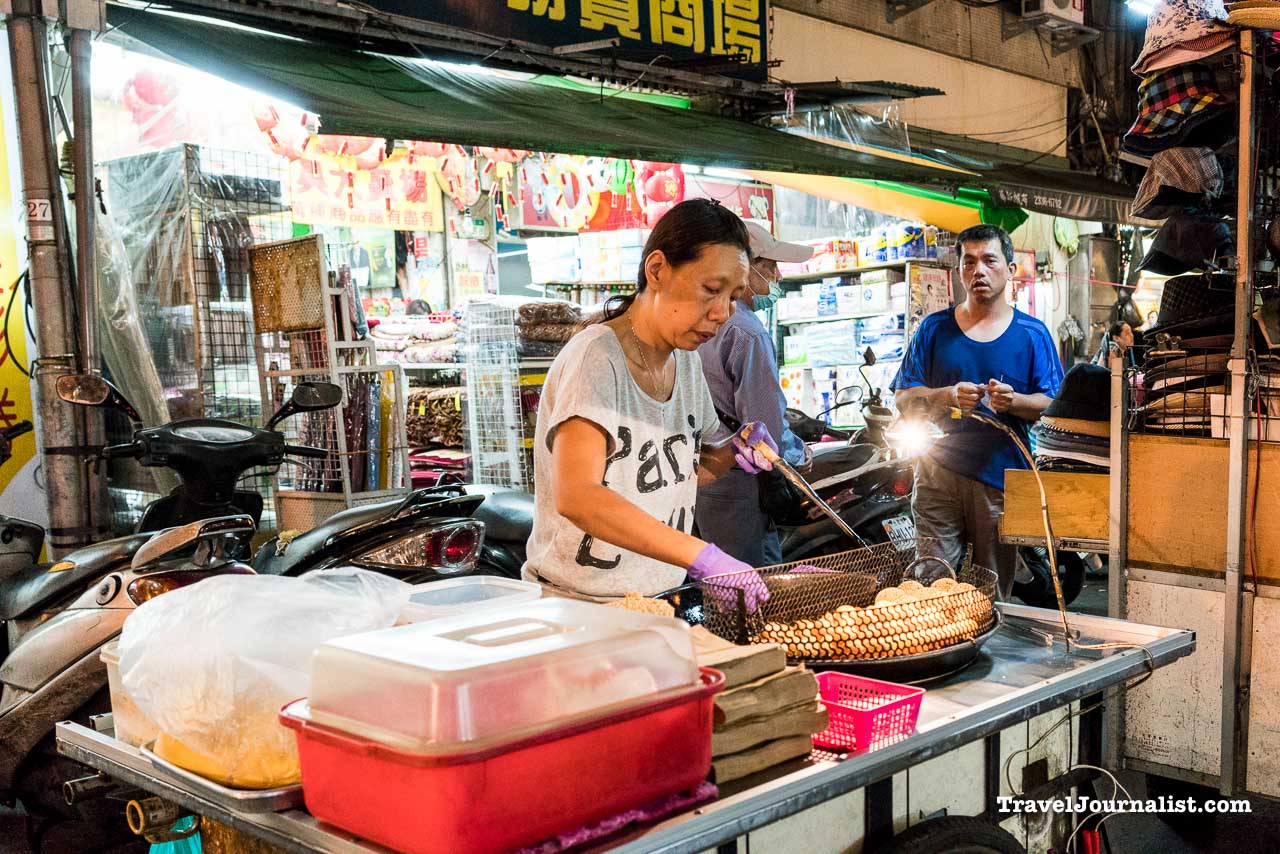 Snake-Alley-Huaxi-Street-Night-Market-Taipei-Taiwan-6