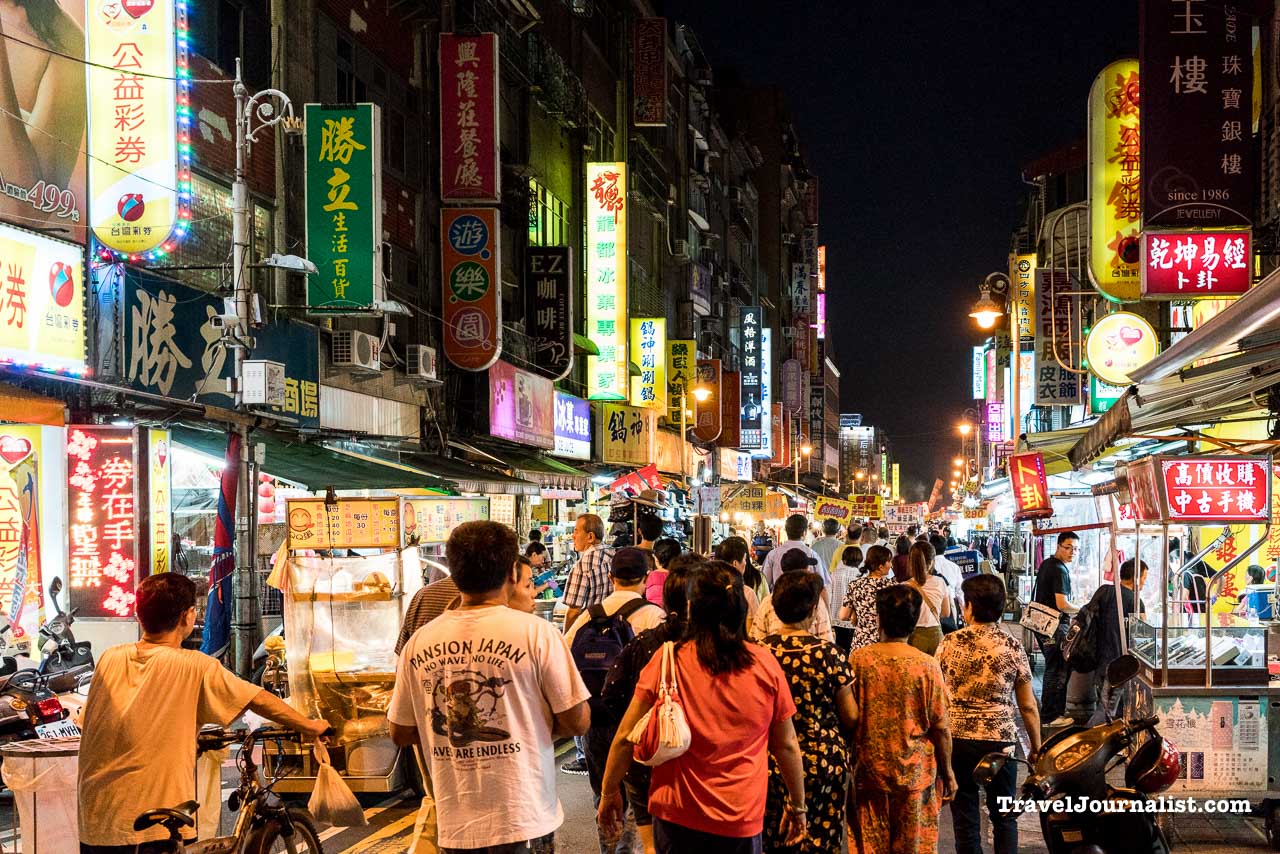 Snake-Alley-Huaxi-Street-Night-Market-Taipei-Taiwan-7