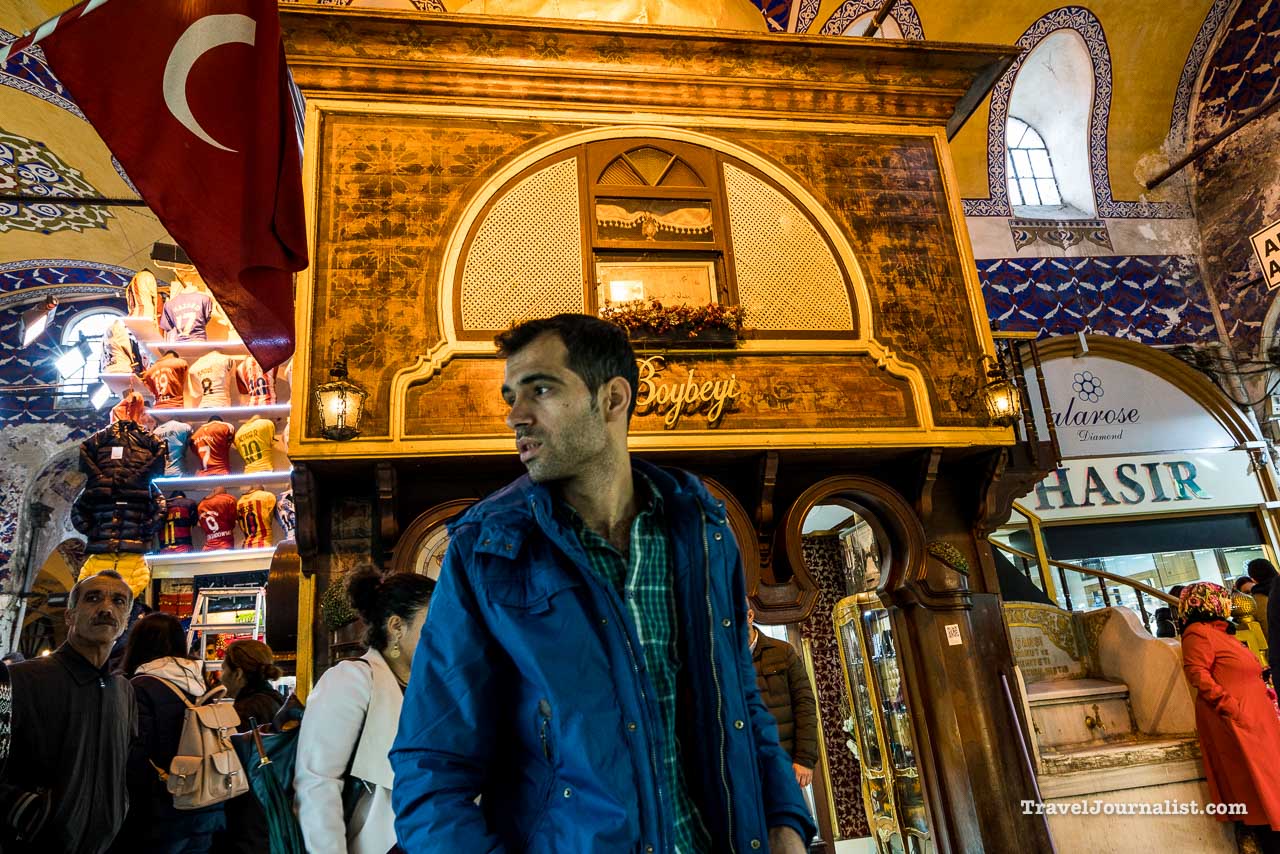 Grand-Bazaar-Istanbul-Shopping-food-rugs-jewels-delight-Turkey-7