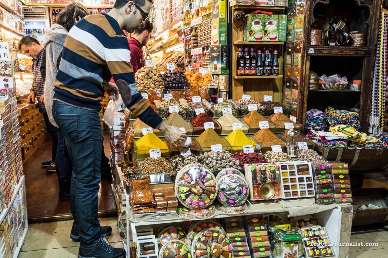 Grand-Bazaar-Istanbul-Shopping-food-spices-delight-Turkey-5