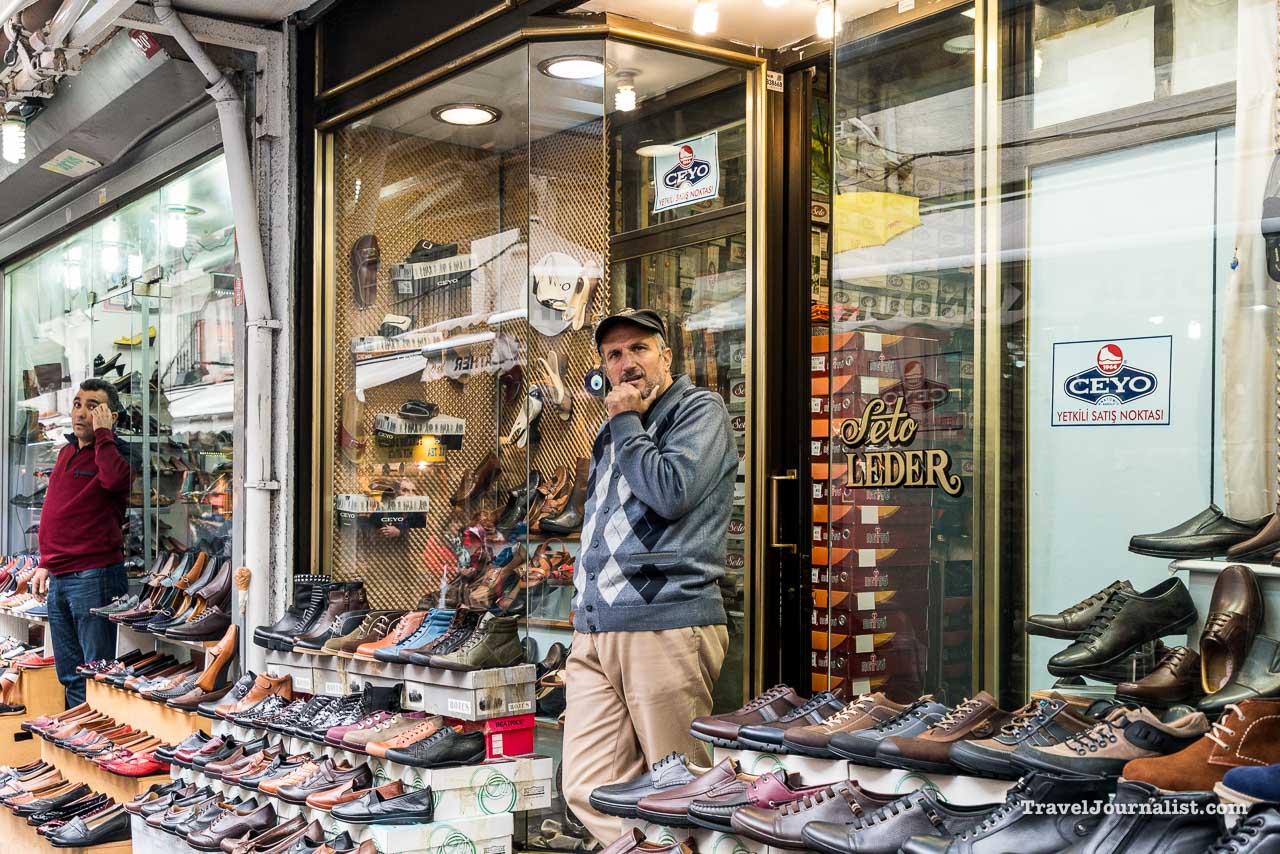 Grand-Bazaar-Istanbul-Shopping-shoes-Turkey