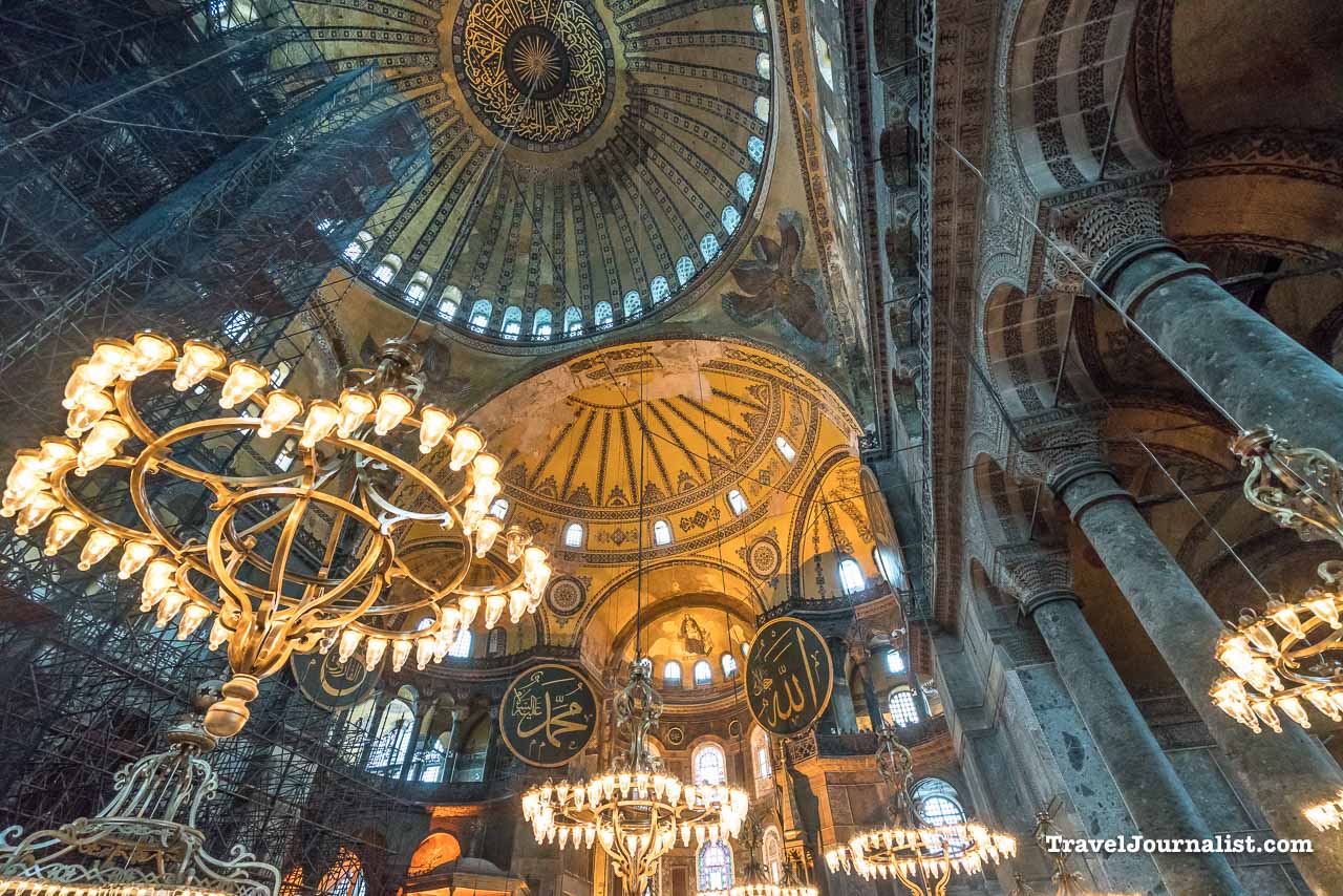 Hagia-Sofia-Basilic-Mosque-Museum-Istanbul-Turkey-8