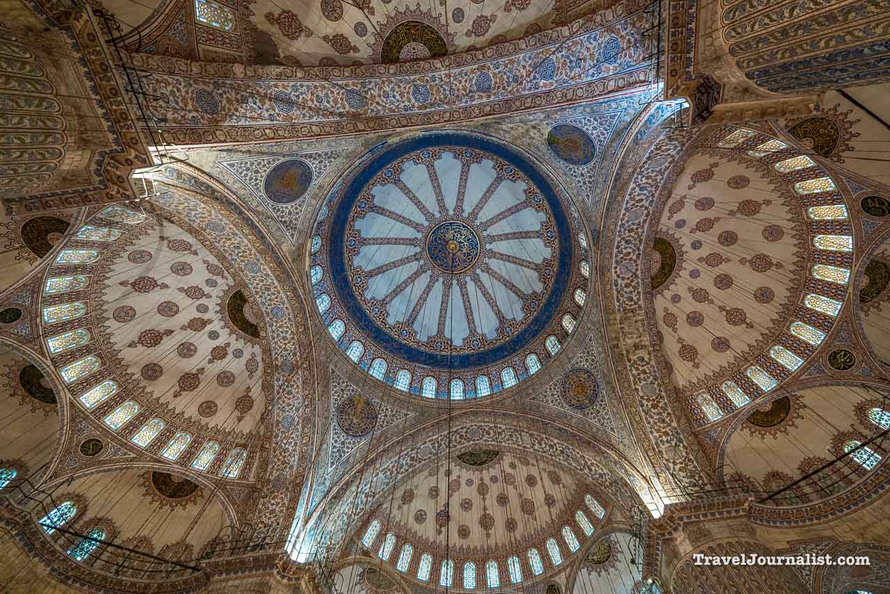Sultan-Ahmed-Blue-Mosque-Istanbul-Turkey-4