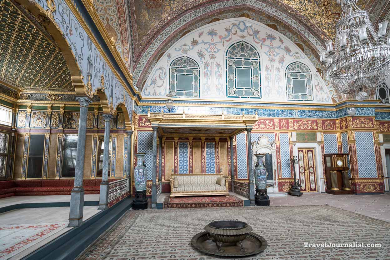 Topkapi-Palace-Imperial-Harem-Istanbul-Turkey-8