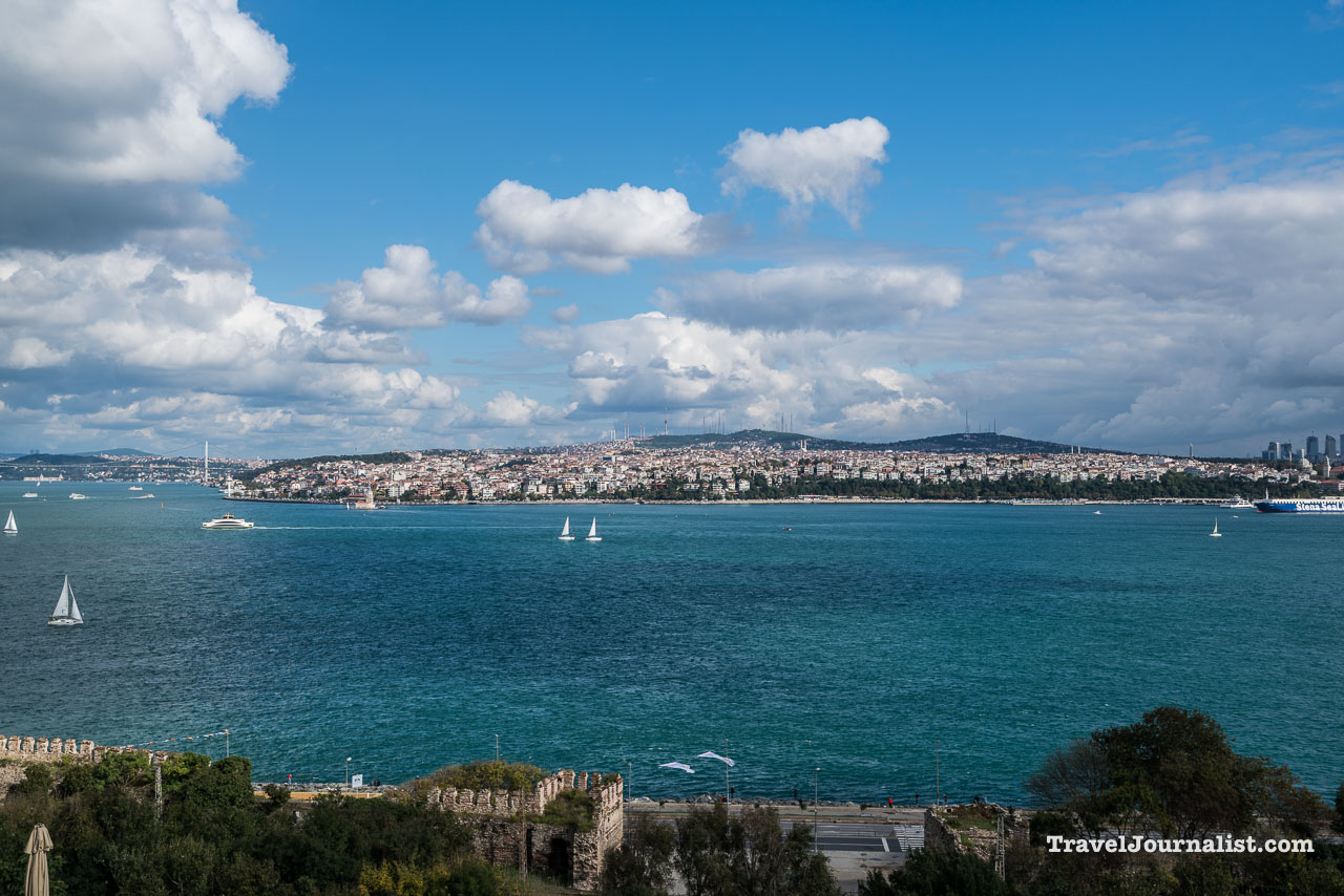 istanbul-Bosphorus-view-from-Topkapi-Palace-Turkey