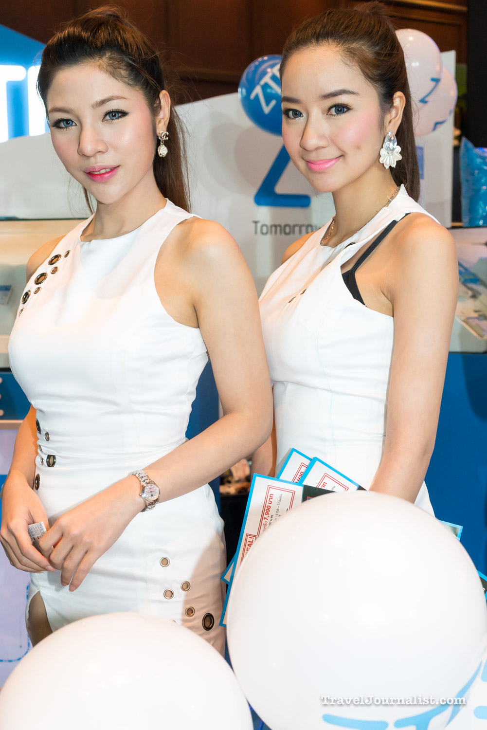 Pretty-Asian-Girl-Mobile-Expo-2016-Bangkok-Thailand-2