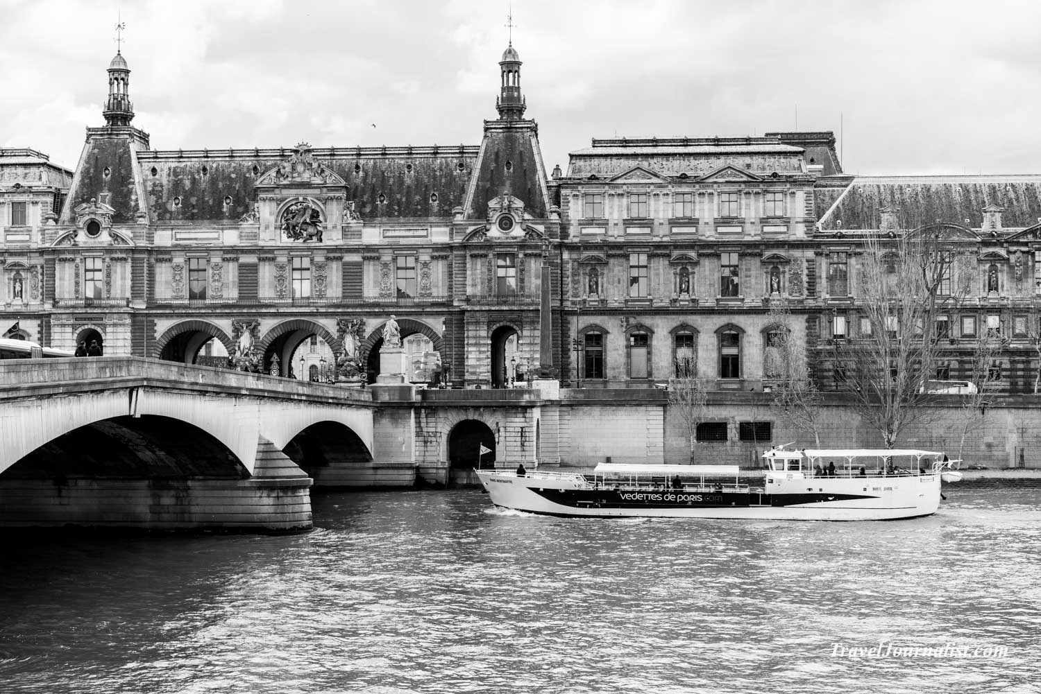 Paris-Street-Photography-Black-and-White-France-Spring-2016-6