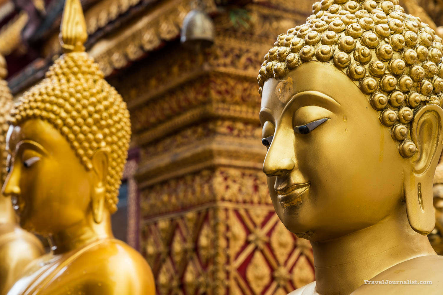 Wat-Phra-That-Doi-Suthep-Buddhist-Temple-Chiang-Mai-Thailand-23