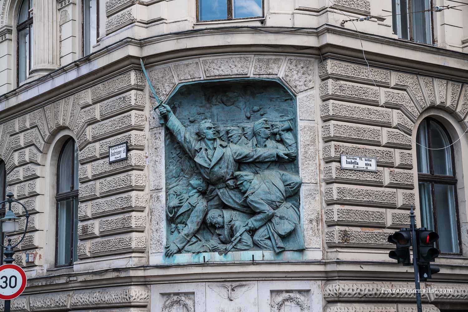 budapest-hungary-art-deco-art-nouveau-facades