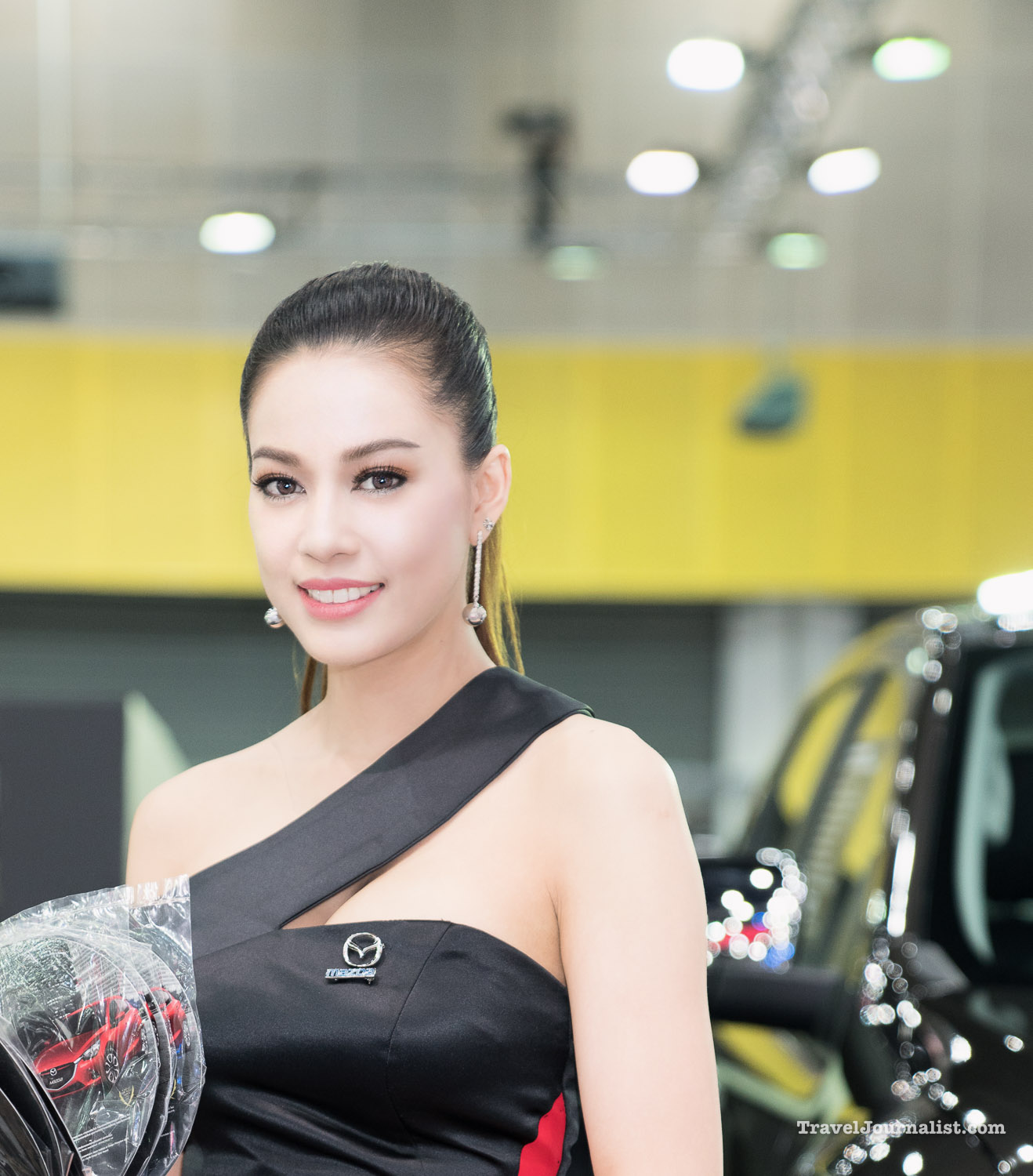 pretty-thai-girls-fast-auto-show-2016-bangkok-thailand-4