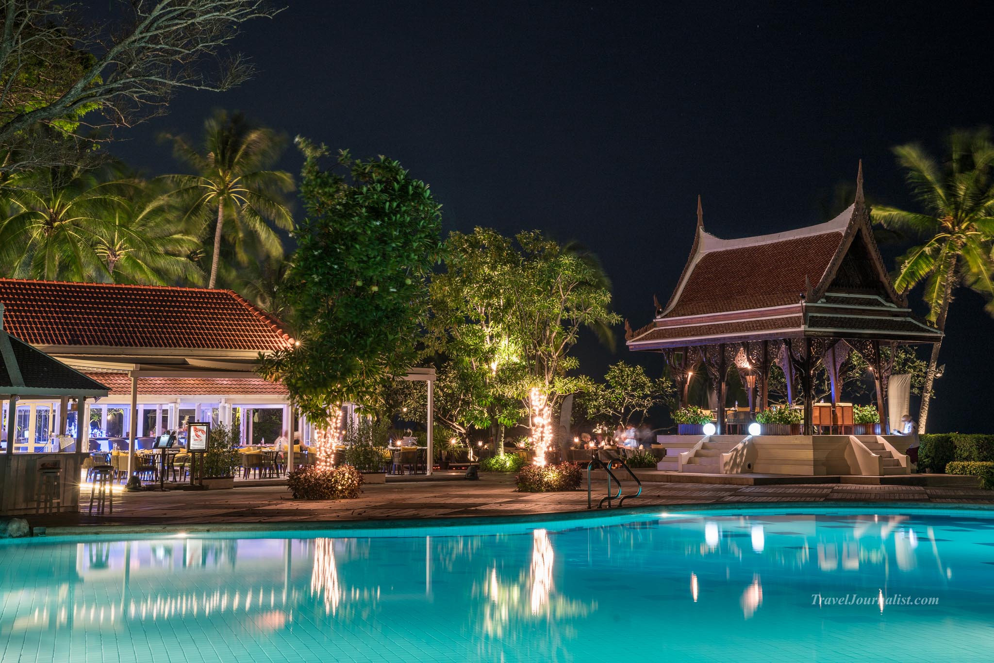 hotel-centara-grand-beach-resort-hua-hin-night-pictures-thailand-8
